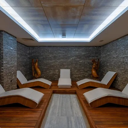 Hotel Pearly 3*